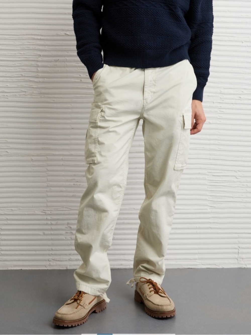 NWT Men’s AE Flex Lived In Cargo Pants